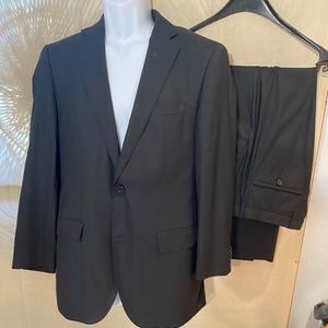 COPY - HUGO BOSS Men’s Black Suit Sz 36
